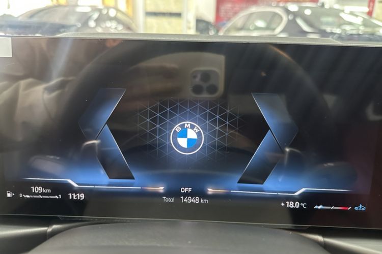 Used BMW 3 Series 2025 325Li M Sport Package Odometer Close Up