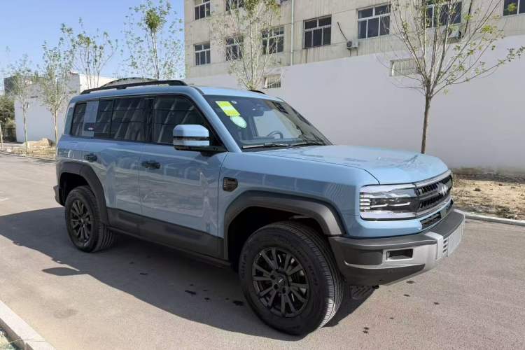 Used Formula Leopard Leopard 5 2023 Navigator Edition
