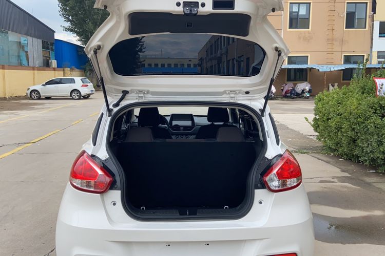 Used Baojun 310 2016 1.2L manual Comfort trim level