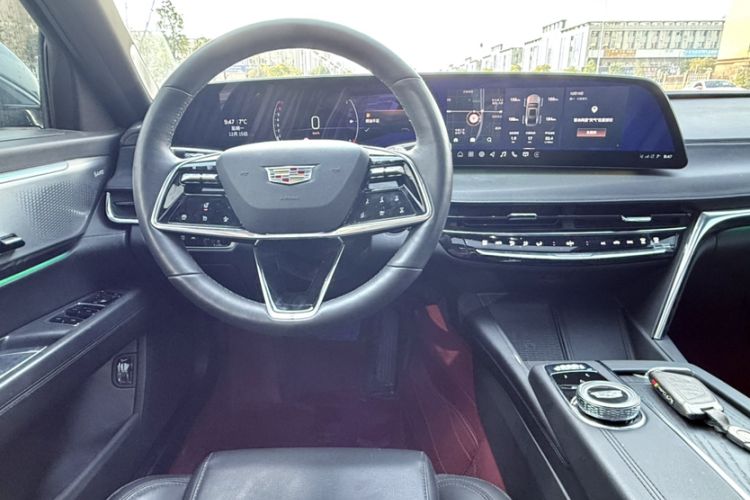 Used Cadillac CT6 2023 28T Luxury Version
