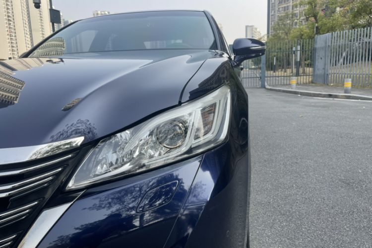 Used Toyota Crown 2018 2.0T Fashion Edition
