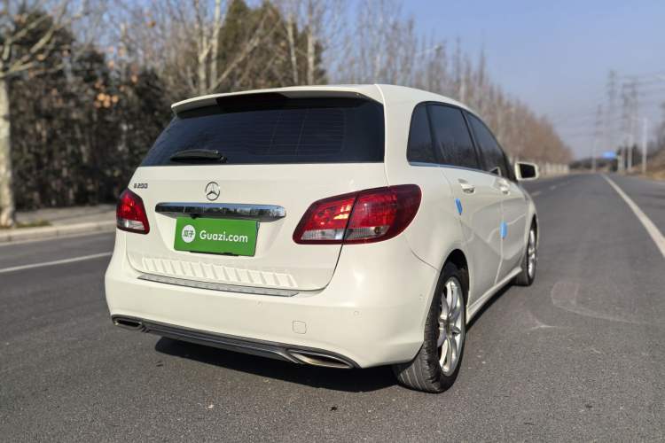 Used Mercedes-Benz B-Class 2015 B 200 Sport Edition