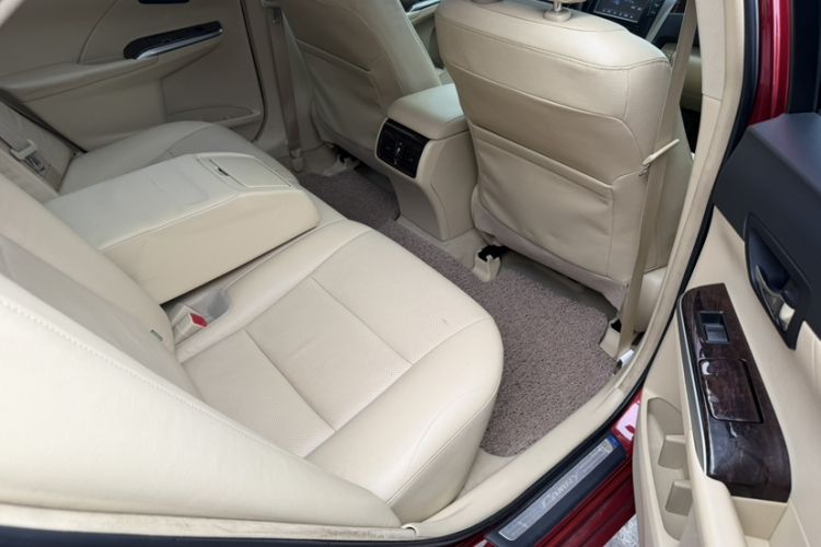 Used Toyota Camry 2015 2.5G Luxury Navigation Edition