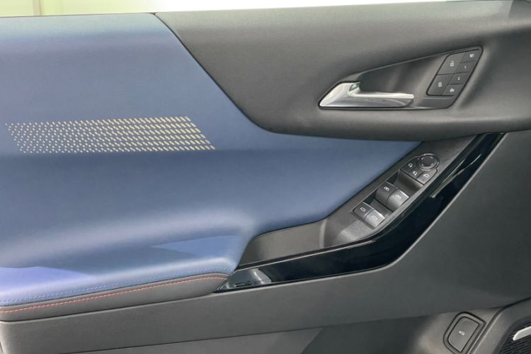 Used Chevrolet Equinox Plus 2024 102km RS Ultimate Edition