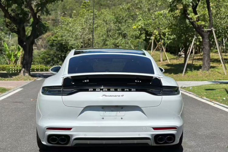 Used Porsche Panamera 2022 Panamera 4 E-Hybrid Platinum Edition 2.9T
