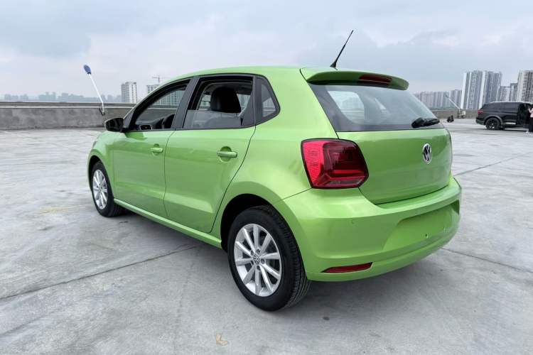 Used Volkswagen Polo 2014 1.6L Automatic Luxury Edition Exterior 8