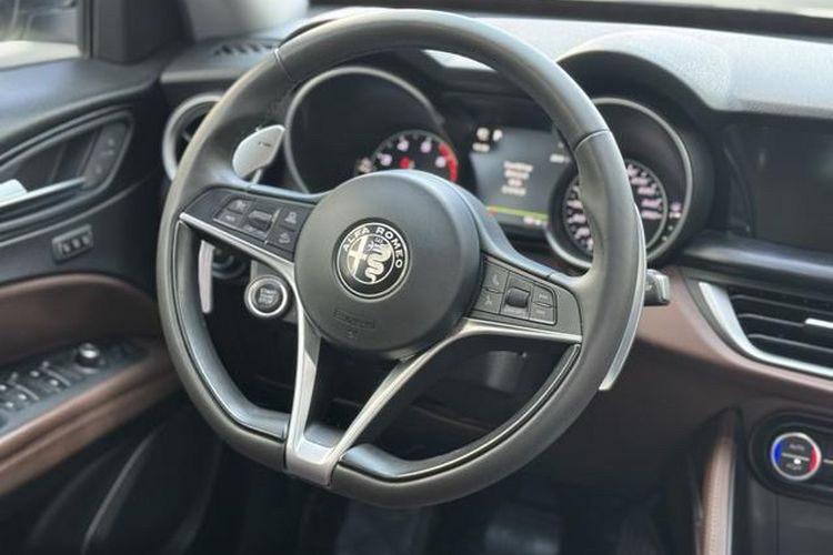 Used Alfa Romeo Stelvio 2017 2.0T 280HP Luxury Edition