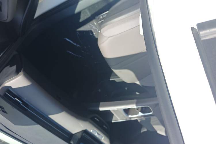 Used Roewe D6 2025 450 km Premium Edition
