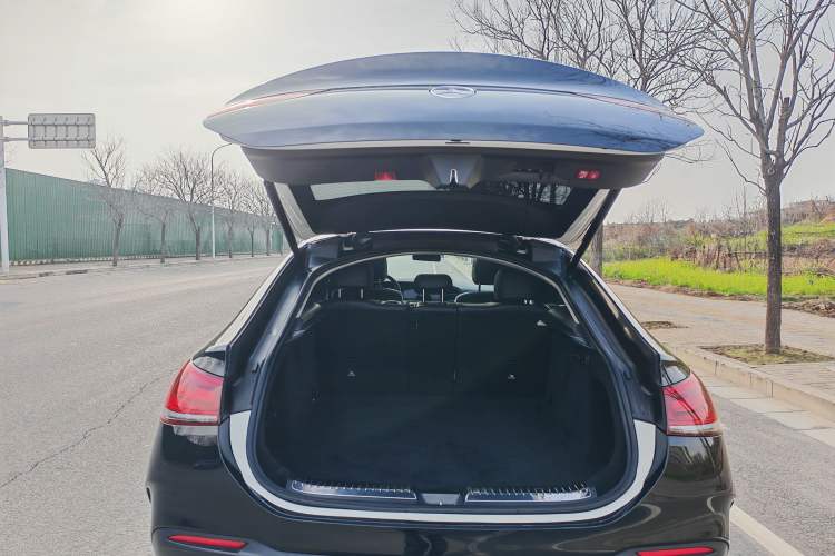 Used Mercedes-Benz GLE Coupe 2020 GLE 350 4MATIC Coupe SUV Luxury Model Trunk