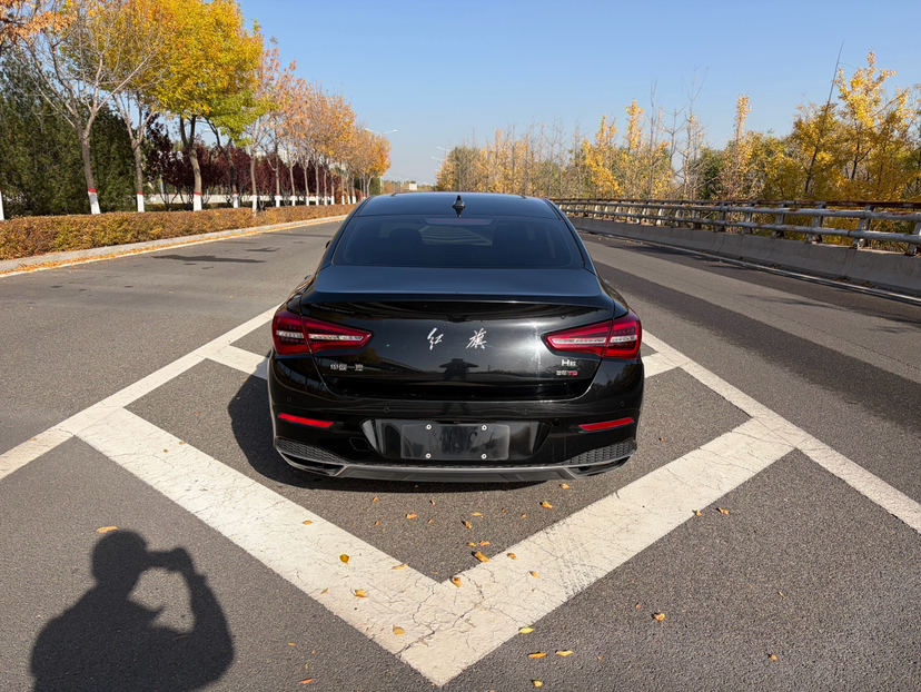 Hongqi H5 2022 Classic Model Facelift 1.8T Automatic Smart Connect Flagship Edition - Chinese Trim Xiang — снимка 15