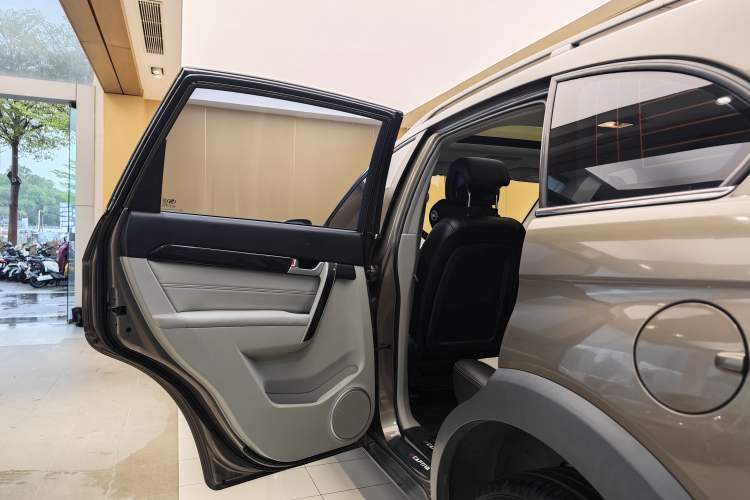 Used Chevrolet Captiva 2017 2.4L Two-Wheel Drive City Edition 5 Seats
