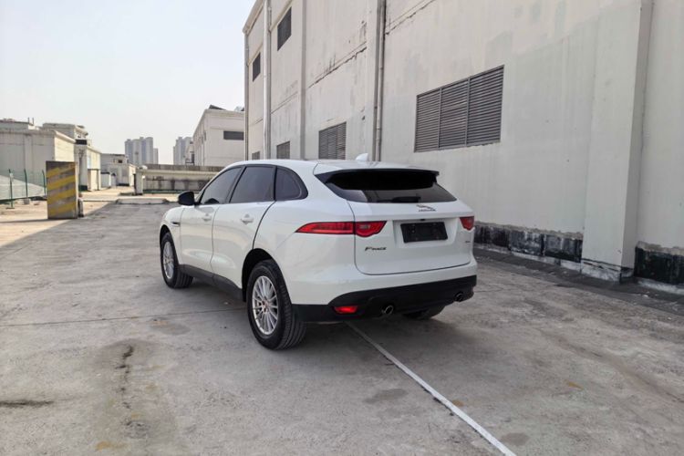 Used Jaguar F-PACE 2016 2.0T Two-Wheel Drive Urban Luxury Edition