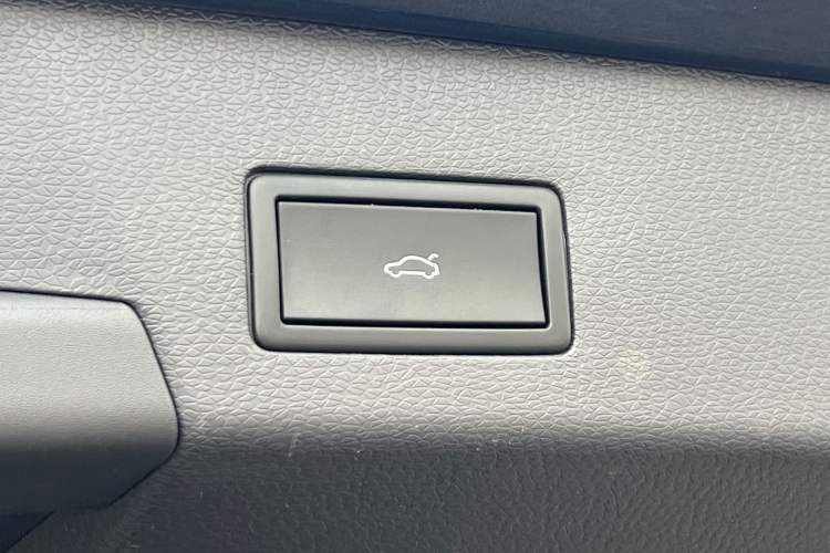 Used Volkswagen ID.6 CROZZ 2022 Long-Range Lite PRO Edition