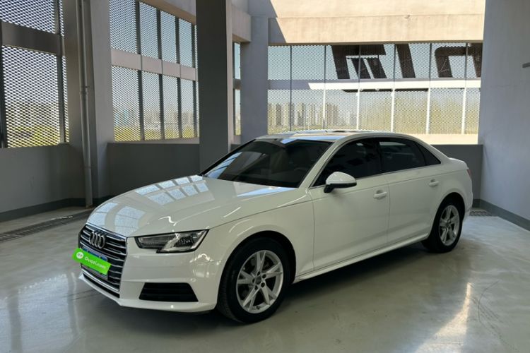 Used Audi A4L 2017 Plus 40 TFSI Ambition Model
