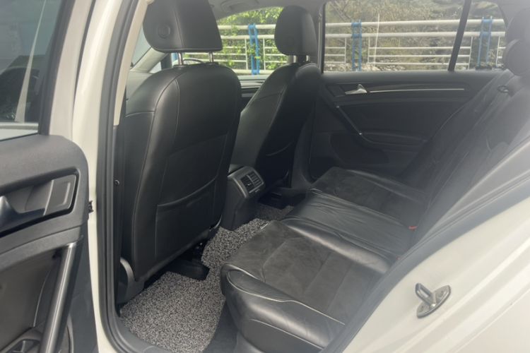 Used Volkswagen Golf 2014 1.4TSI Automatic Flagship Model
