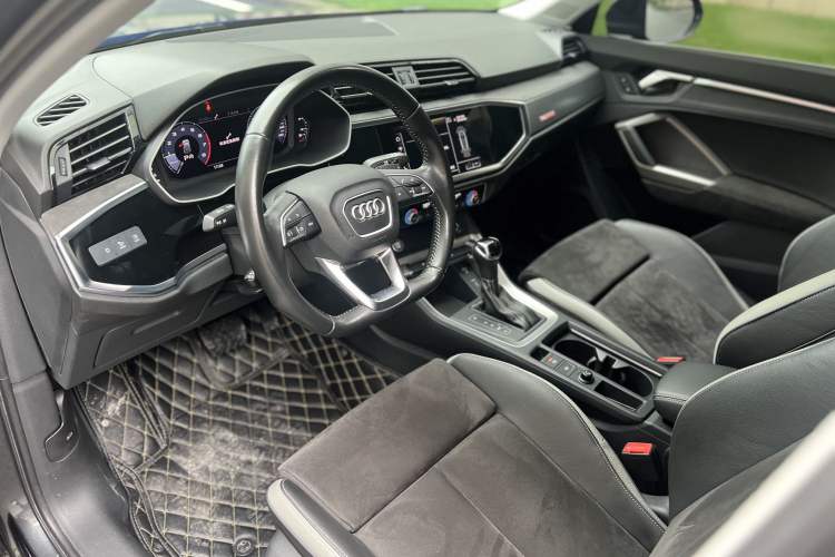 Used Audi Q3 2019 40 TFSI Fashion Dynamic Model