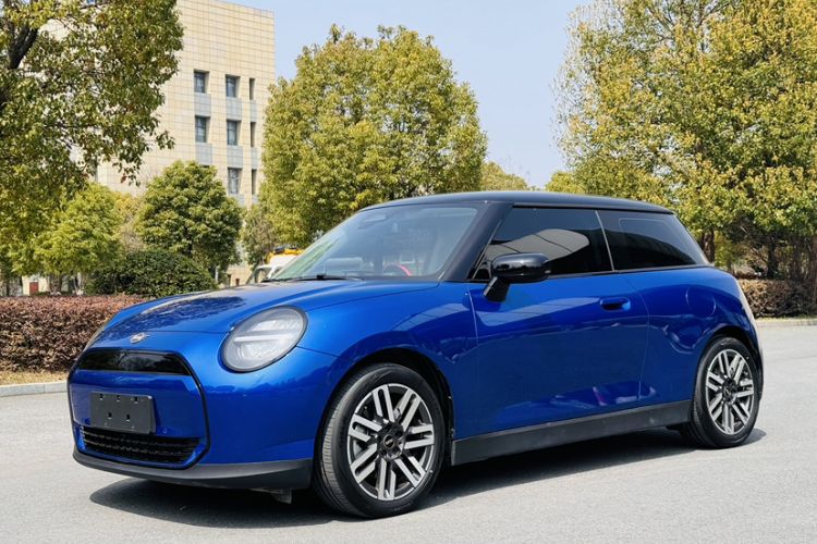 Used MINI Electric COOPER 2024 456km COOPER E Classic Edition