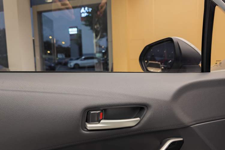 Used Toyota Levin 2021 185T CVT Luxury Edition
