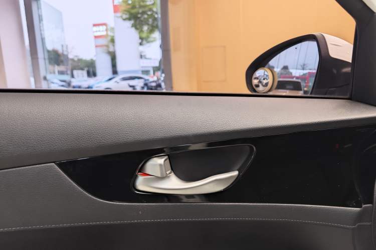 Used Kia K3 2019 1.5L CVT Smart Connectivity Version
