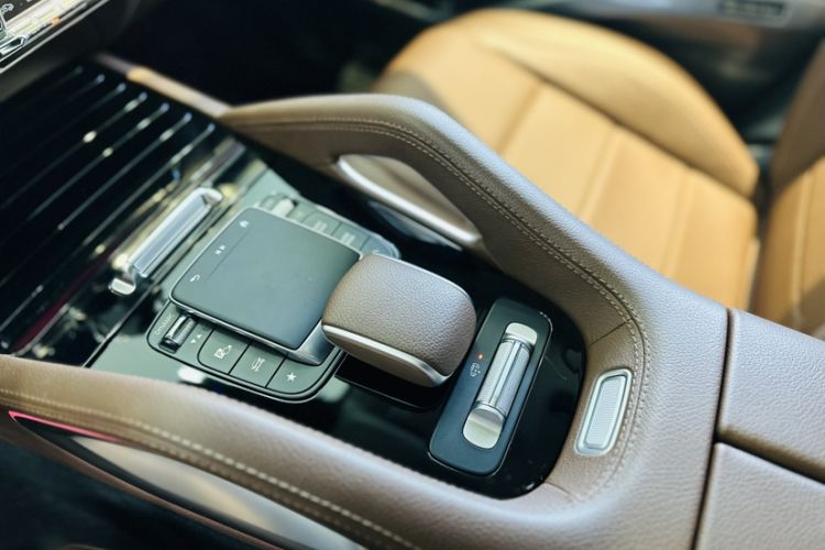 Used Mercedes-Benz GLE 2024 Refreshed GLE 350 4MATIC Stylish Edition
