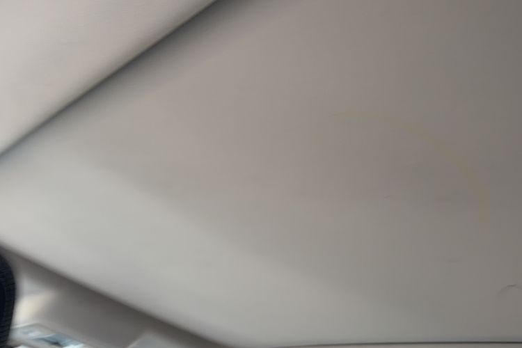 Used BYD Song Pro New Energy 2019 DM 1.5T Four-Wheel Drive Performance Edition Deluxe Model Center Console