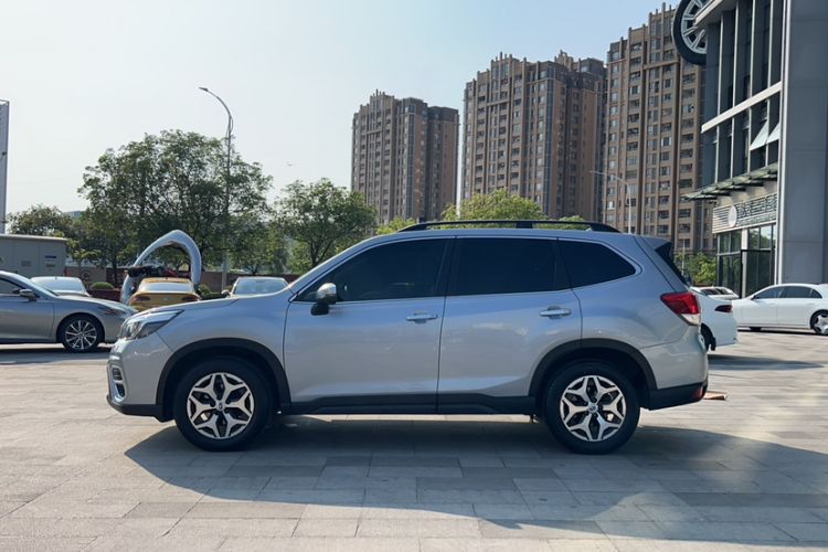 Used Subaru Forester 2020 2.0i Luxury Edition EyeSight
