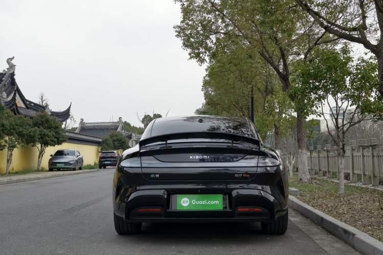 Used Xiaomi Auto SU7 2024 Four-Wheel Drive Ultra-Long Range Advanced Intelligent Driving Max Edition
