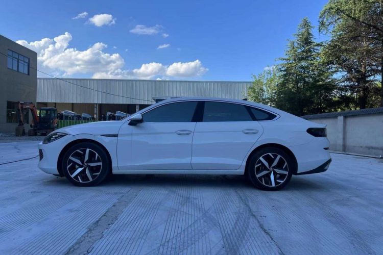 Used Volkswagen Lamando 2022 Lavida L 280TSI DSG Cool & Spicy Edition