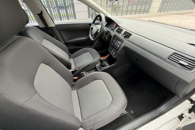 Used Volkswagen Santana 2019 1.5L Manual Fashion Edition China VI Standard Interior 10