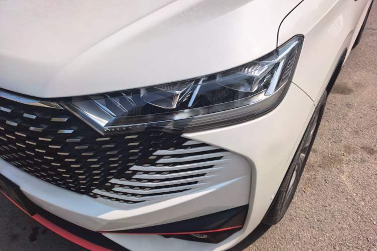 Used Haval H6 2022 3rd Generation 1.5T Automatic Two-Wheel Drive Supreme+ Left Front Headlight