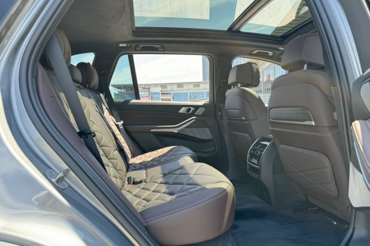 Used BMW X5 2022 Restyled xDrive 40Li M Sport Package
