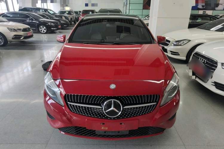 Used Mercedes-Benz A-Class 2015 A 180 Exterior 1