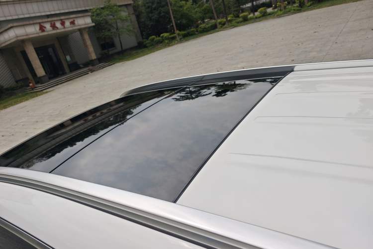 Used Mercedes-Benz GLC 2022 Refreshed GLC 300 L 4MATIC Dynamic Edition Prestige Version Roof