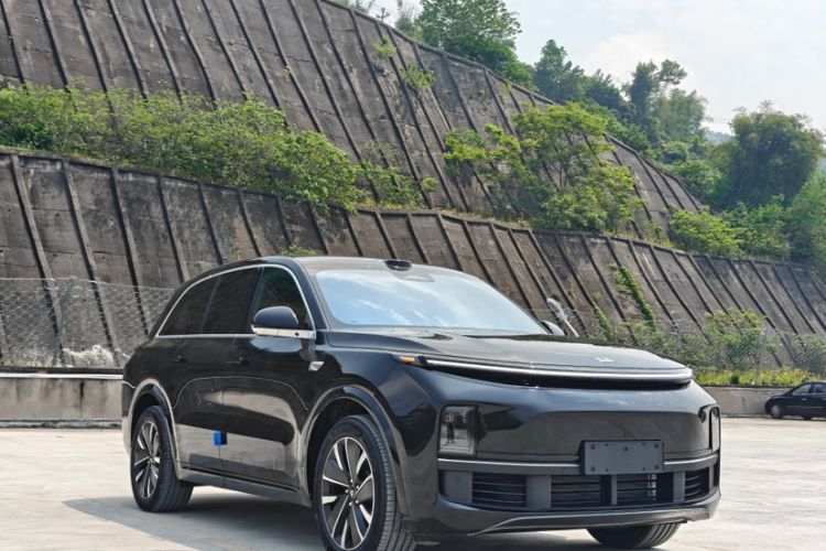 Used Li Auto L8 2025 Max Smart Refresh Edition Exterior 4