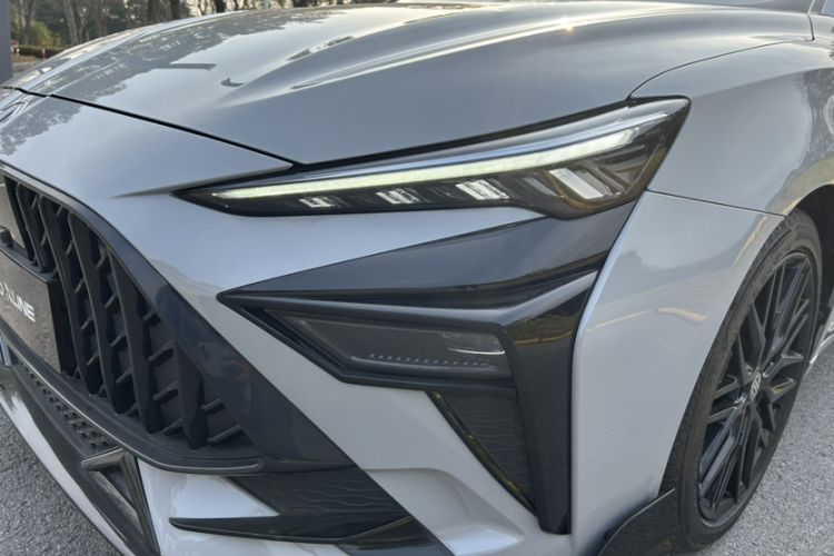 Used MG 6 2023 1.5T XLINE Shark-Hunting Edition Exterior 12