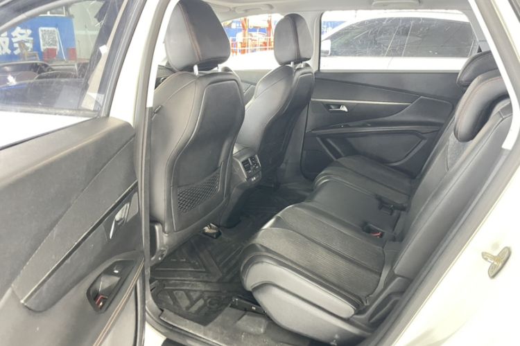 Used Peugeot 5008 2017 380THP 7-Seater Elite Edition
