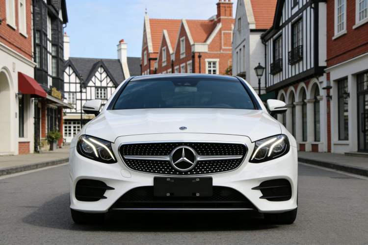 Used Mercedes-Benz E-Class 2017 E 200 Coupe Exterior 1