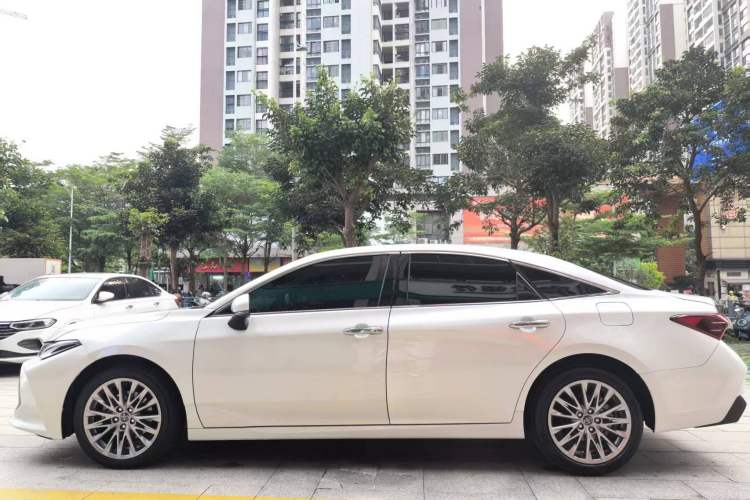 Used Toyota Avalon 2024 2.0L Luxury Edition Exterior 2