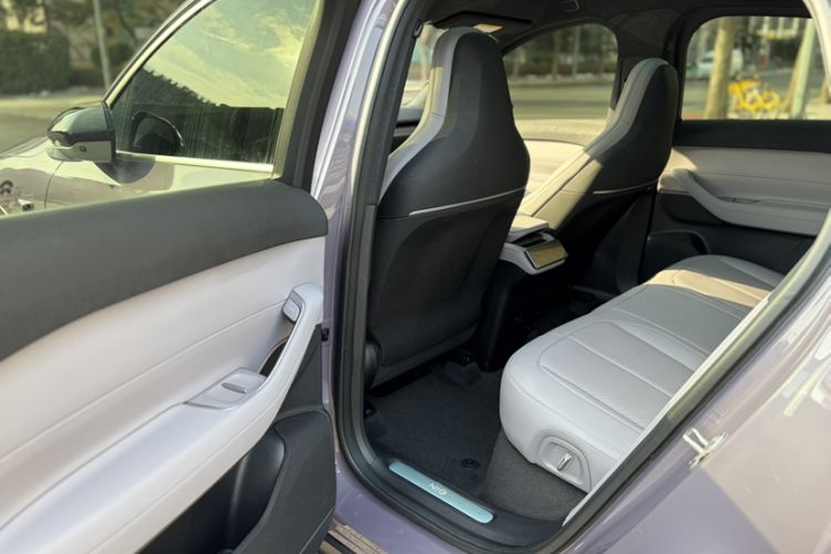 Used Nio EC6 2024 75 kWh
