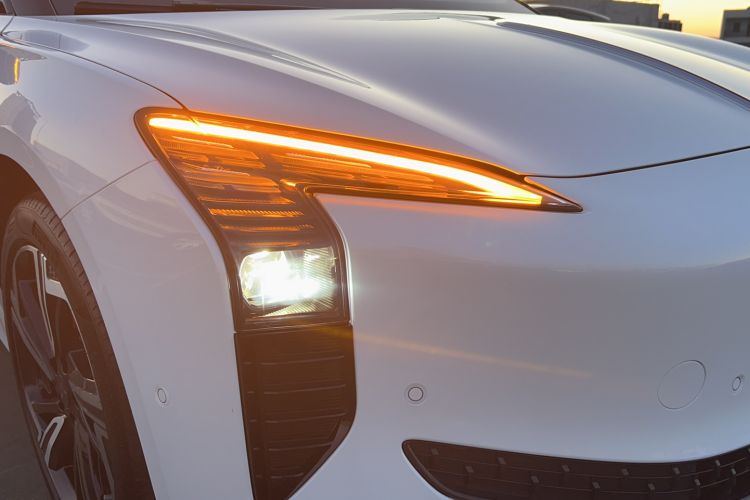 Used Hongqi EH7 2024 760 Pro+ Four-Wheel Drive Version
