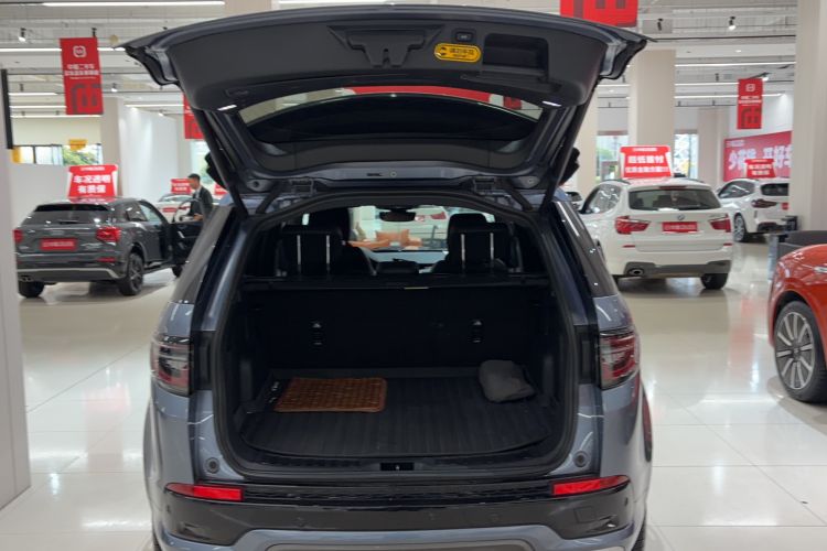 Used Land Rover Discovery Sport 2022 249 PS R-Dynamic S Performance Edition 5 Seats Exterior 7