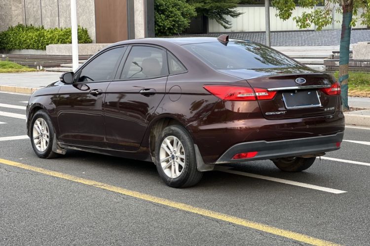 Used Ford Escort 2019 Revised 1.5L Automatic ZhiXiang Version China VI Standard