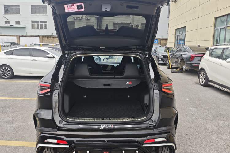 Used CHANGAN OSHAN X5 PLUS 2023 1.5T DCT Excellence Edition Trunk