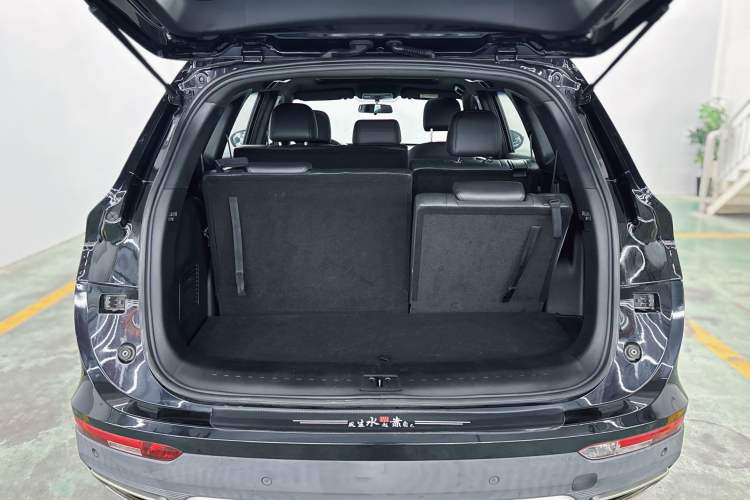 Used Dongfeng Fengon ix7 2020 2.0 TGDI Automatic Two-Wheel Drive Urban Luxury Edition
