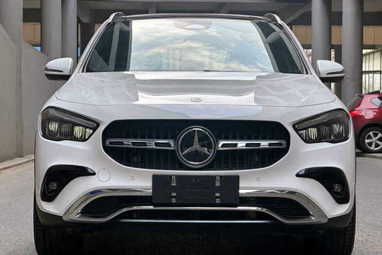 Used Mercedes-Benz GLA 2024 GLA 220 Exterior 4