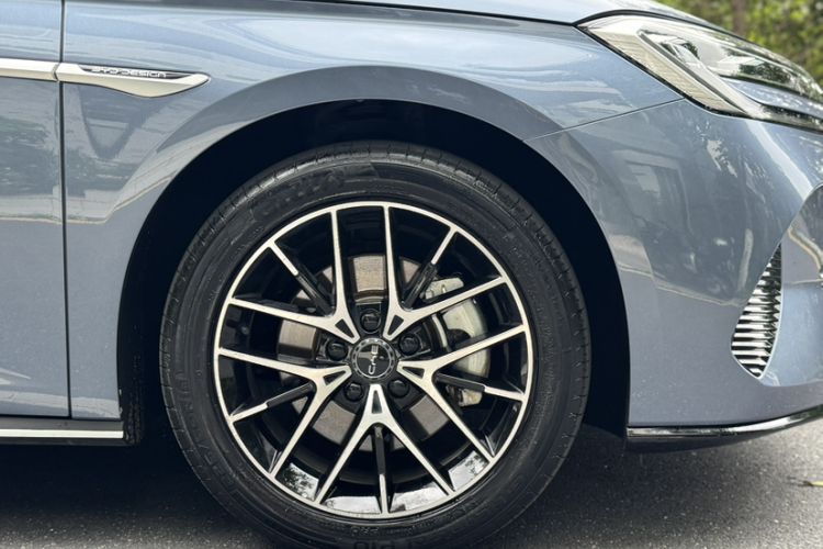 Used BYD Seal 2024 HONOR Edition DM-i 1.5L 121km Luxury Model Exterior 10