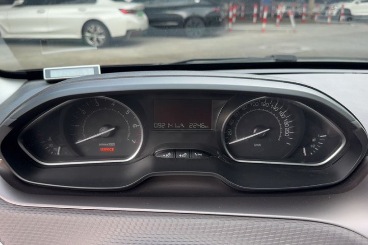 Used Peugeot 2008 2014 1.6L Automatic Fashion Edition