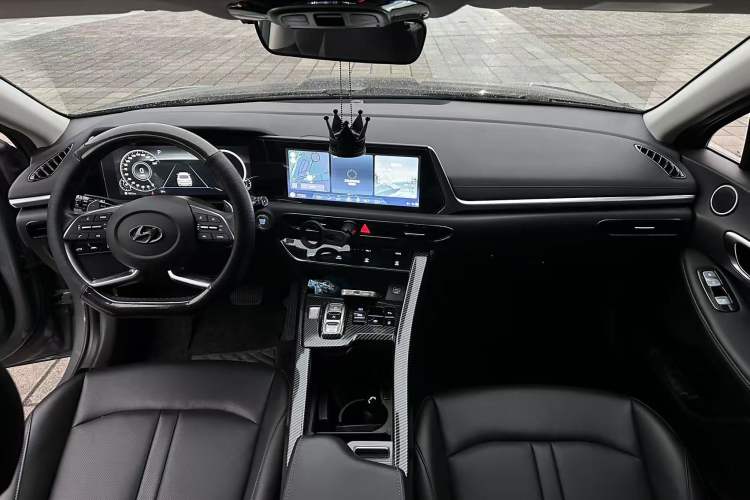 Used Hyundai Sonata 2020 270TGDi DCT GLS Elite Edition Interior 3