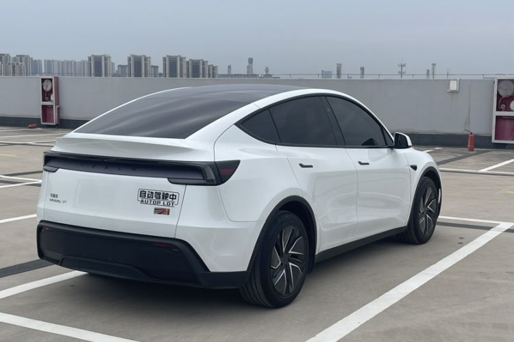Used Tesla Model Y 2025 Rear-Wheel Drive First Edition