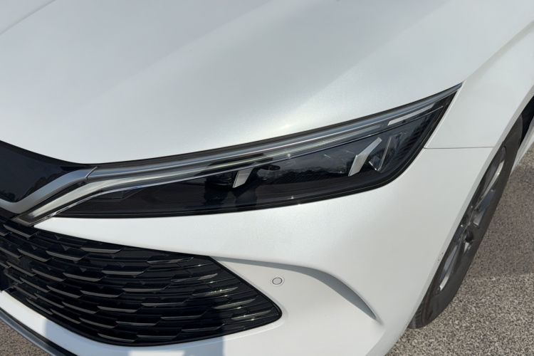 Used BYD Qin L 2025 DM-i Smart Drive 80KM Leading Model
